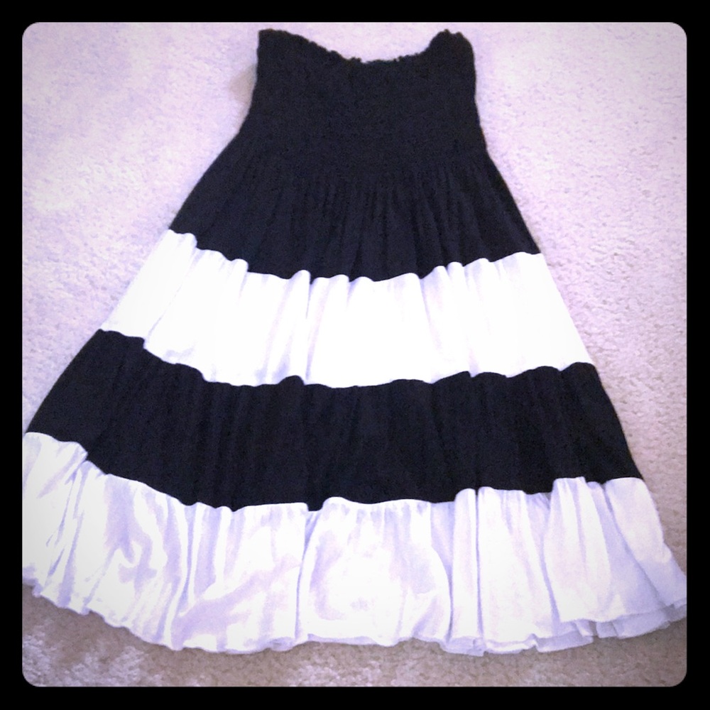 Black and white dress